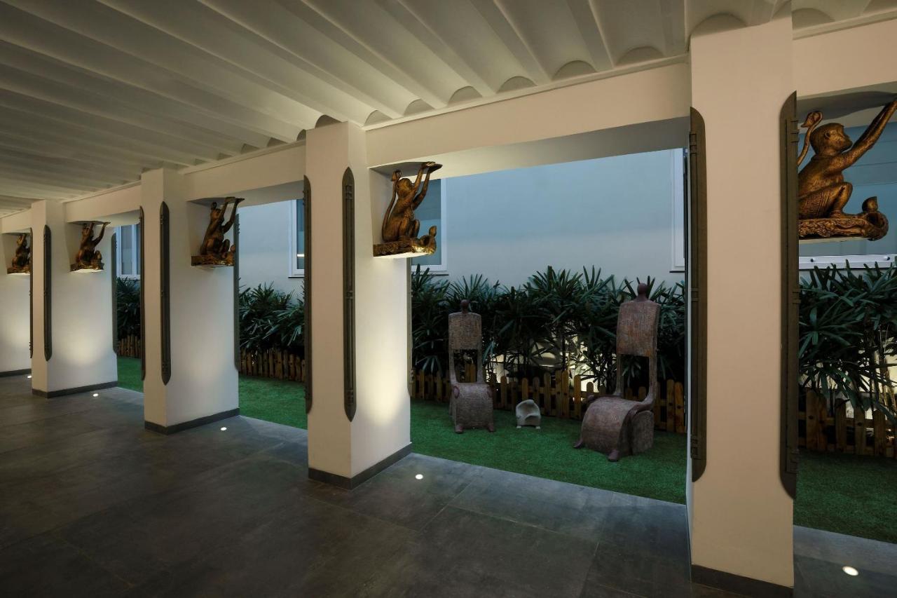 The Andhra Art & Craft Hotel Visakhapatnam Exterior foto