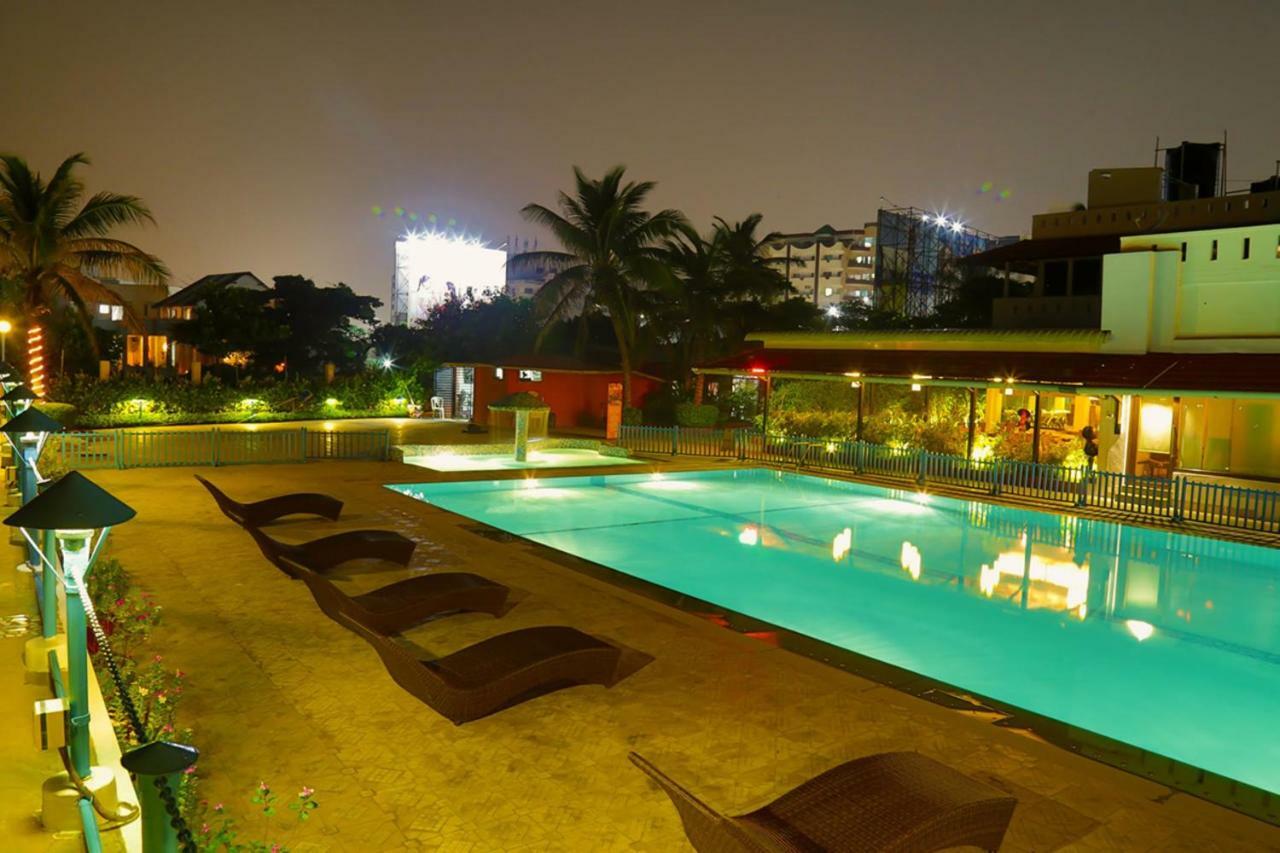 The Andhra Art & Craft Hotel Visakhapatnam Exterior foto